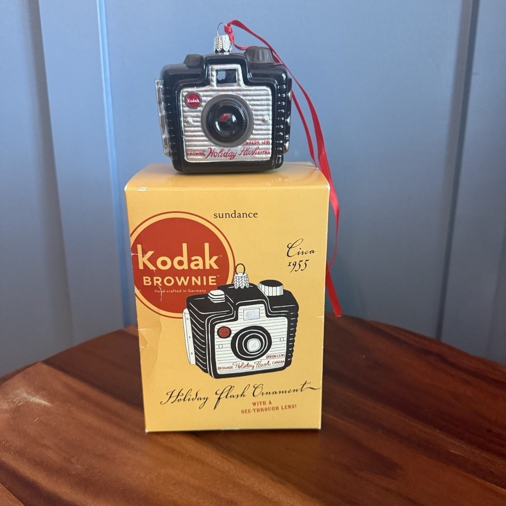 Sundance Kodak Brownie Camera Glass Christmas Ornament w/ Box Germany 2008 Flash